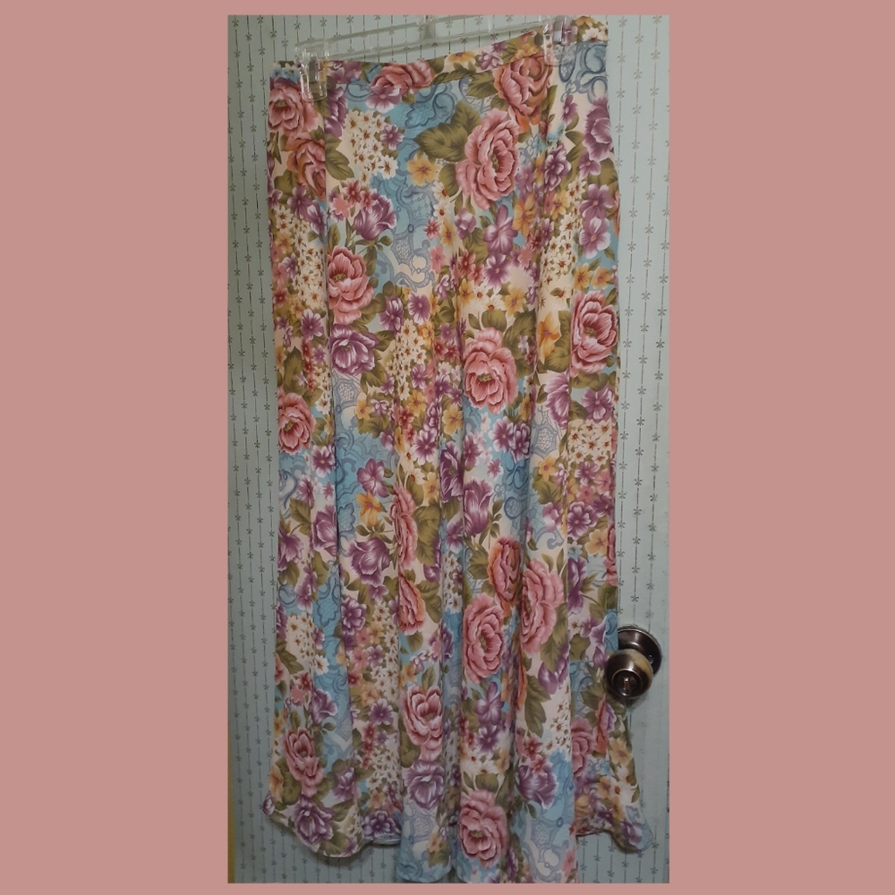 Coldwater Creek Dusty Pink Floral Skirt